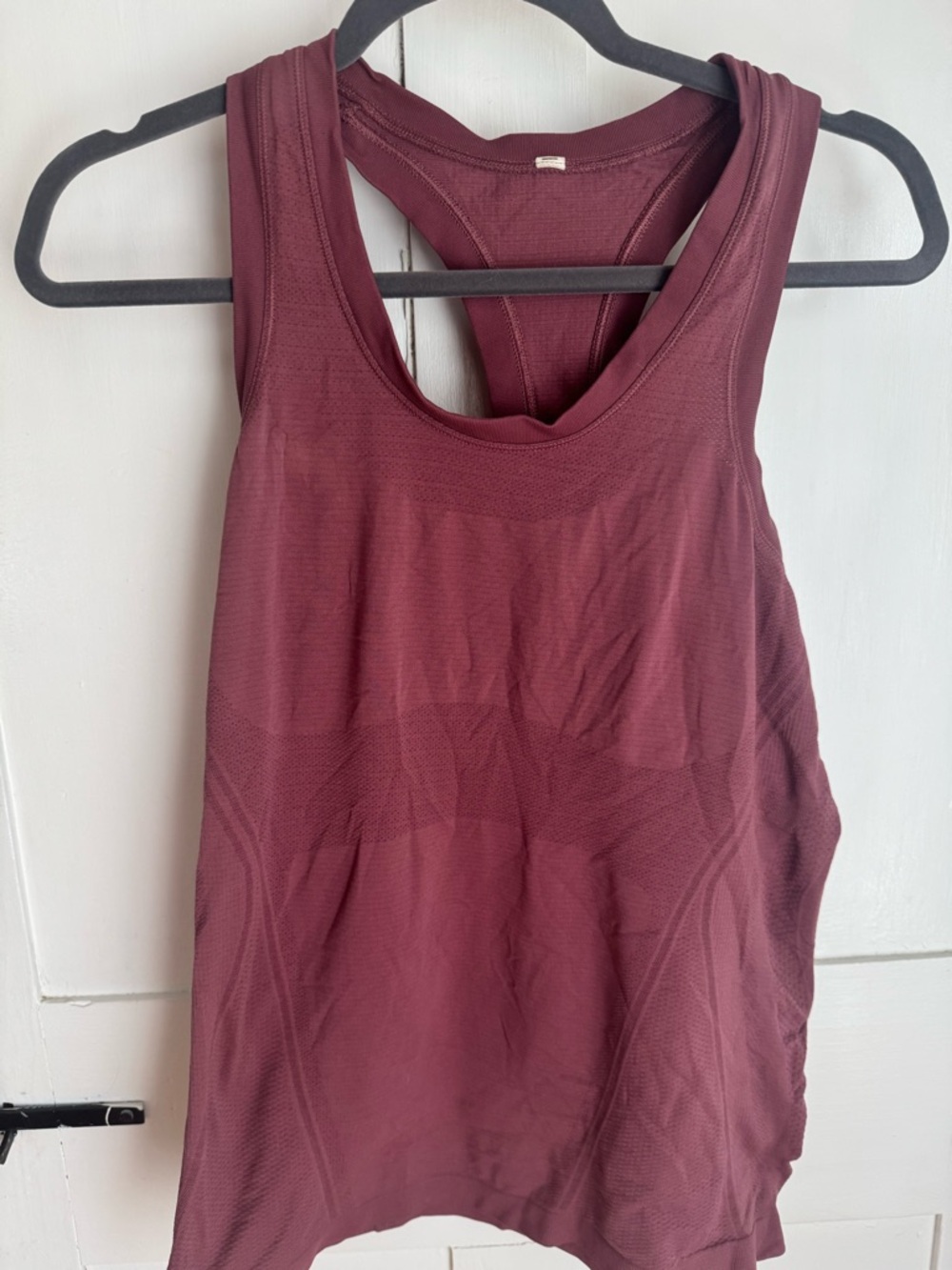 Athleta Momentum Racerback Seamless Tank